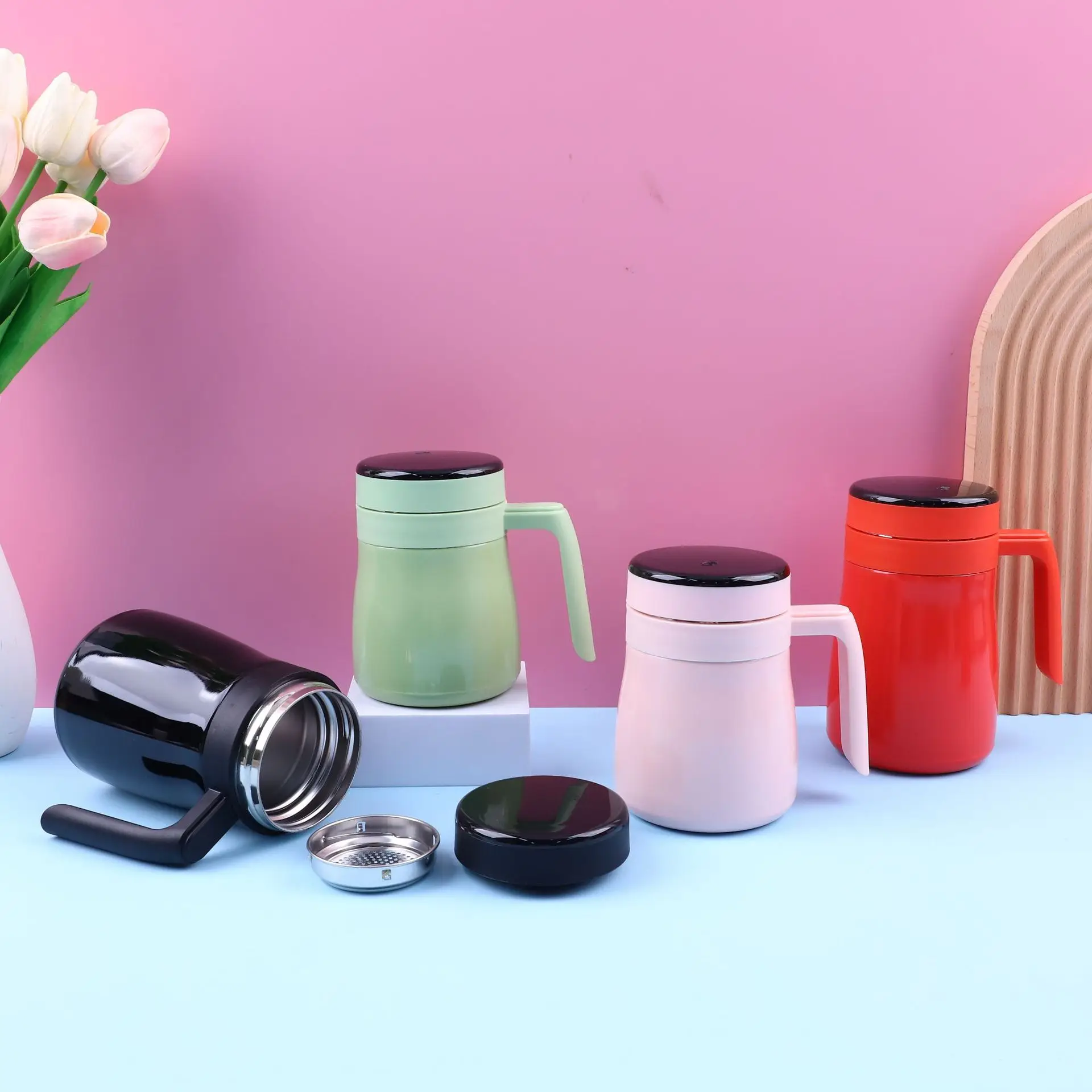 The factory sells 304 stainless steel double-layer vacuum insulated cup tea separation tea cup business office gift cup